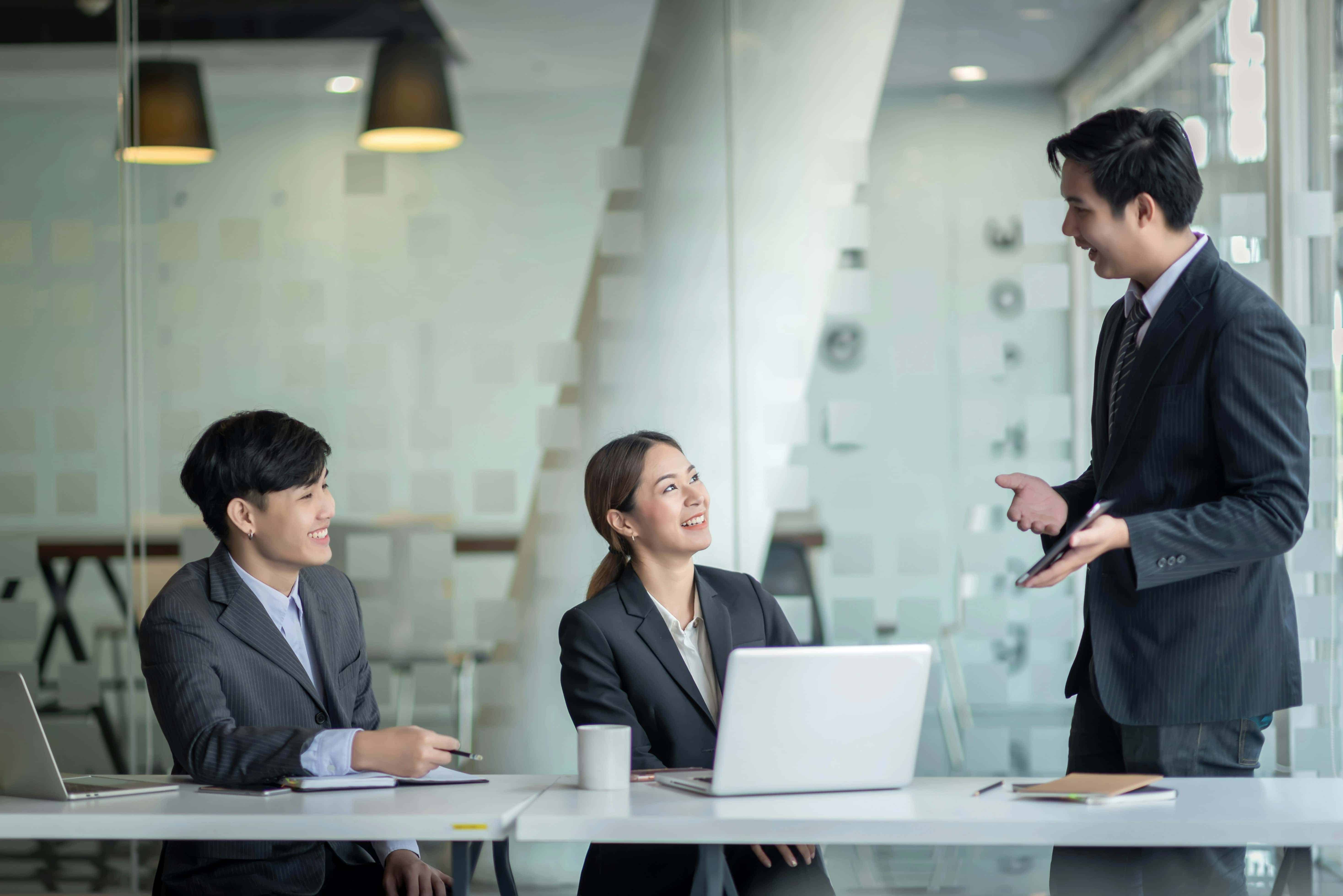 Top 10 Extracurricular Activities for University Students to Boost Your Resume