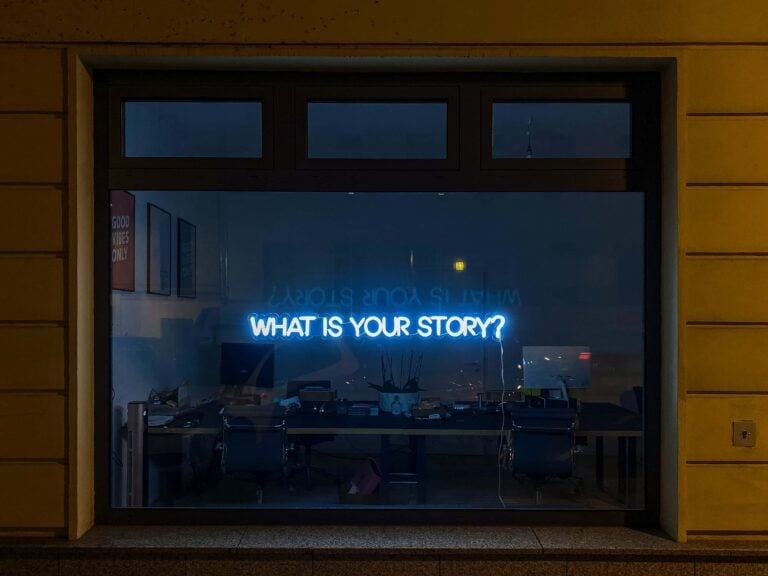 Visual Storyteller